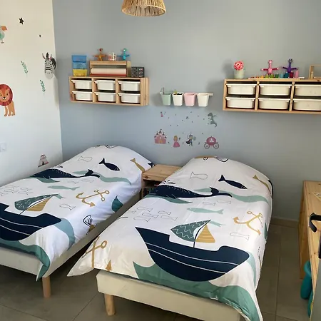 Moderne Avec Piscine Villa *