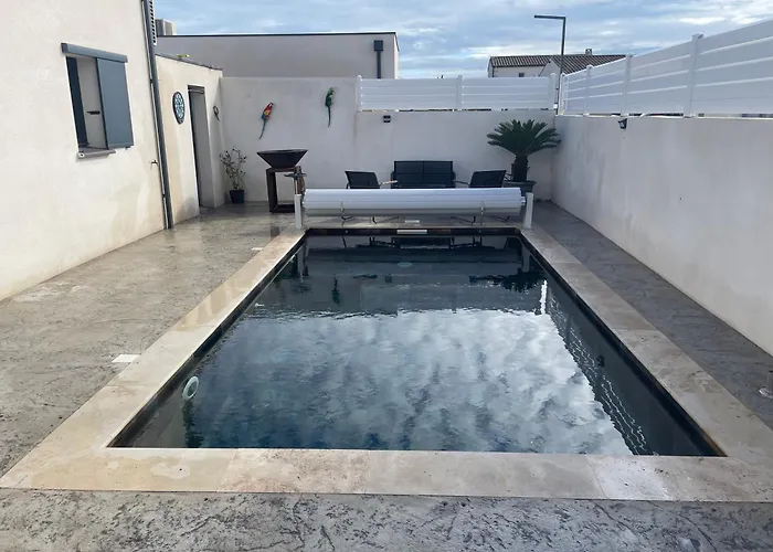 Moderne Avec Piscine *