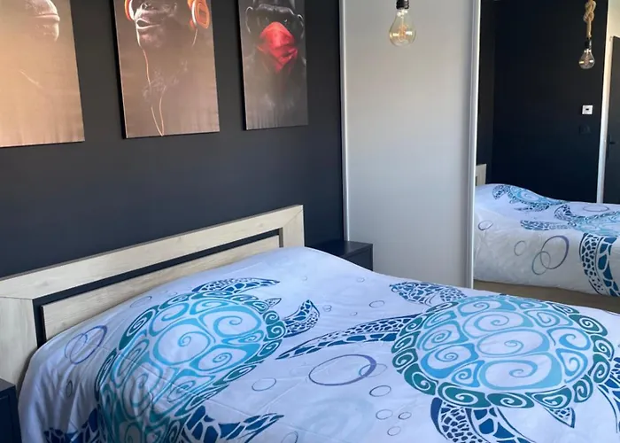 Moderne Avec Piscine ヴィラ Sérignan